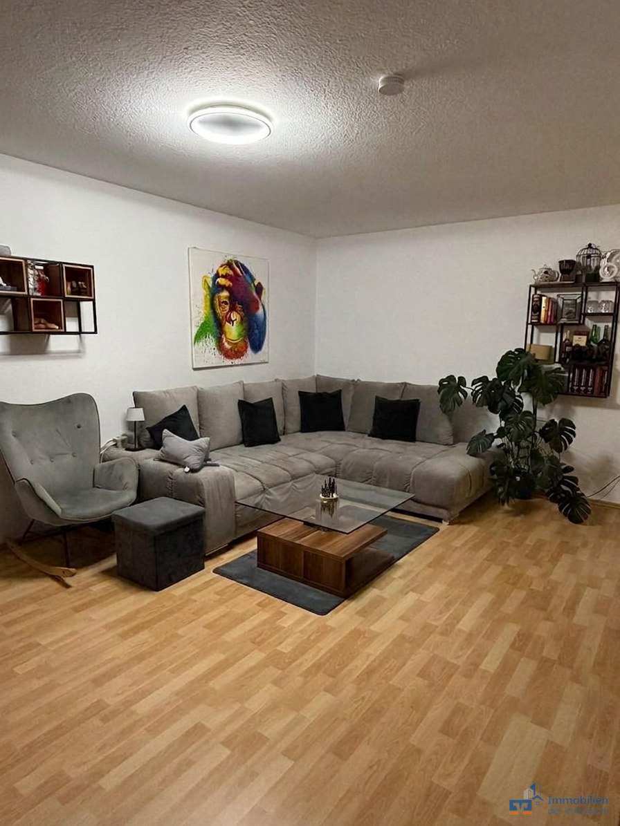 Tolle 3-Zimmer-Wohnung mit Aufzug+Balkon+Tiefgarage in Karlsruhe