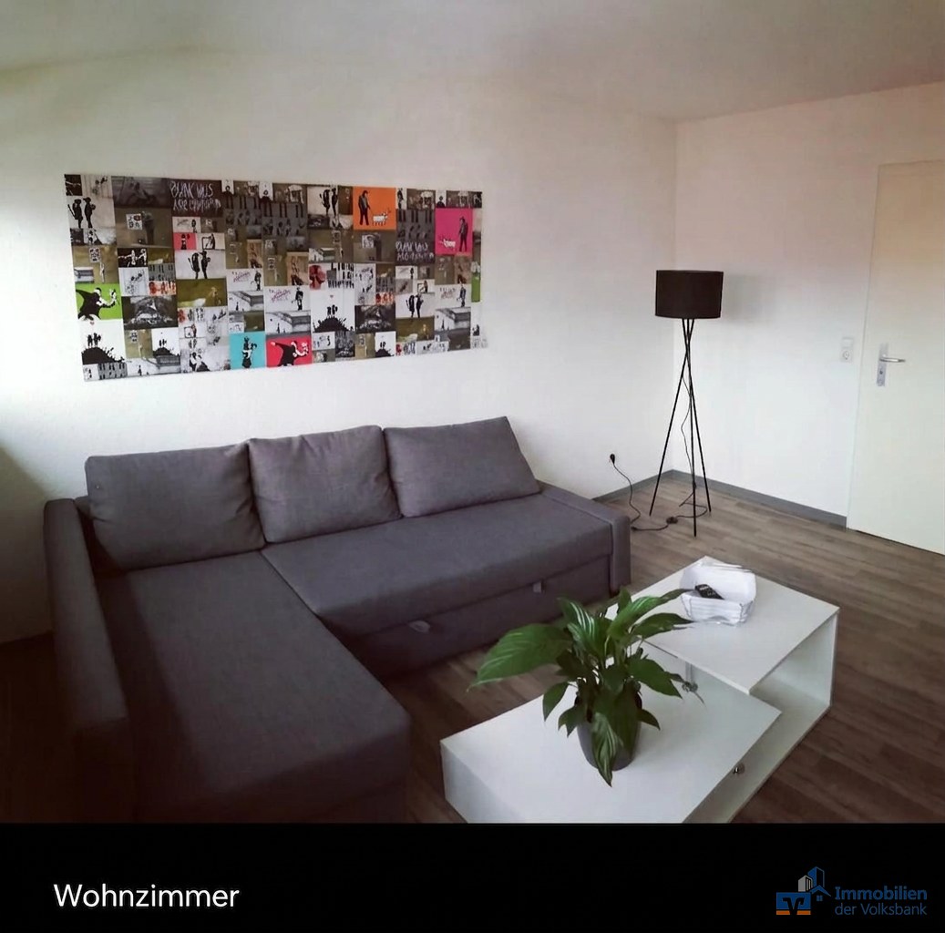 Schöne 2 Zi. WHG vollmöbliert mit Balkon und Stellplatz
