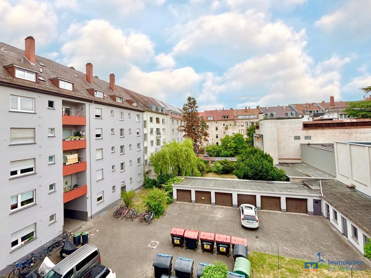 Modernisierte 2-ZKB mit Einzelgarage & Balkon nahe KIT – Karlsruhe-Innenstadt-Ost - ab sofort